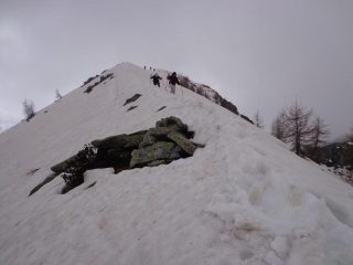 la discesa dalla cresta nord 