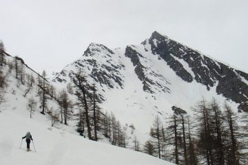 durante la salita... canaloni belli carichi