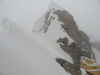 alla sella, una bella cornice sul vuoto
