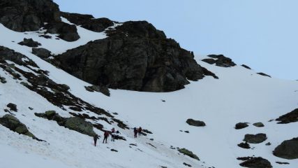 salendo il traverso che porta al Lago Ciardonnet (5-5-2013)