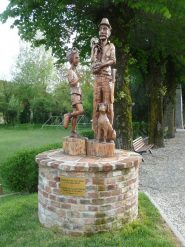 Sculture in legno a Vallegioliti