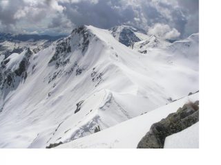 La Berretta del Vescovo dal Frate della Meia.e parte della cresta sud-est di salita..