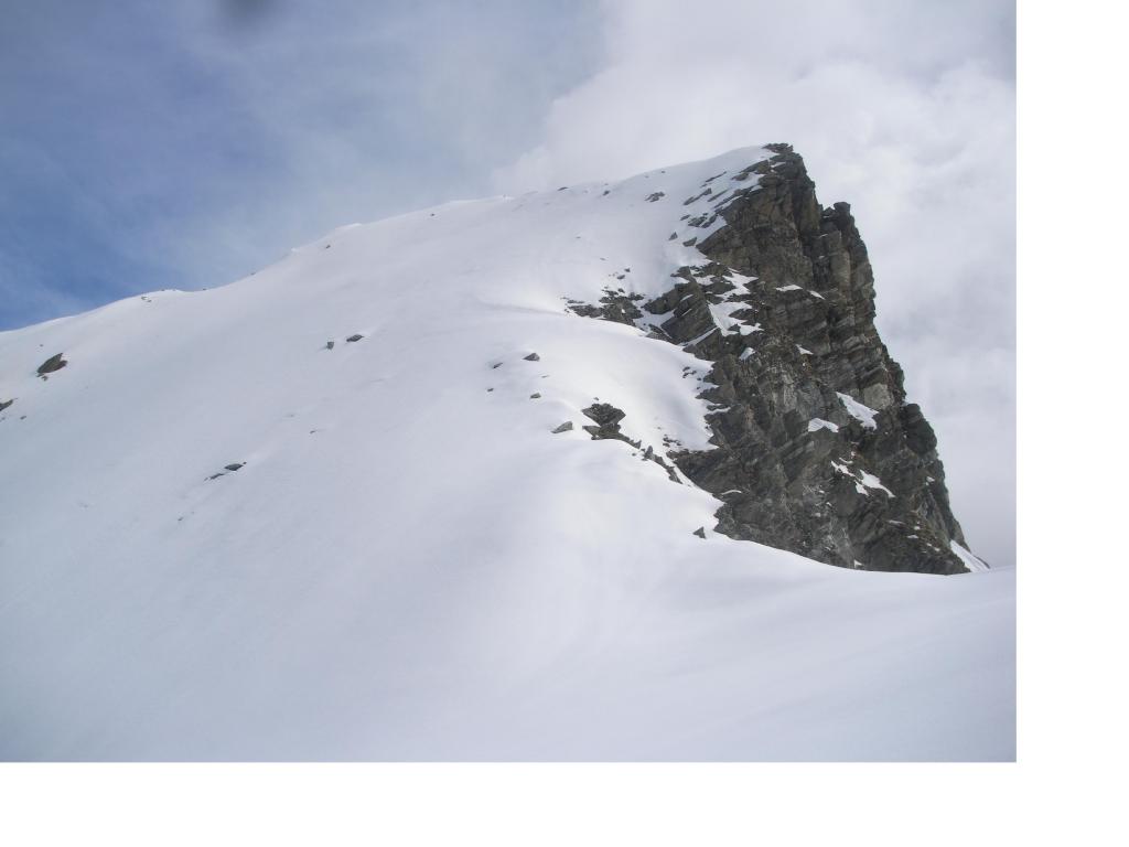 L'elegante pala finale della Berretta del Vescovo..