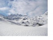 La Cima Morticci e a dx il Passo del Maccagno..