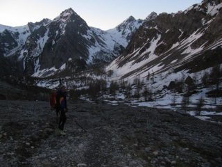 neve... pochina - quasi assente fino a 2100 m