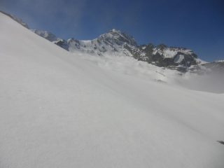 Appaiono la Rognosa d'Et. e i R.Cornus