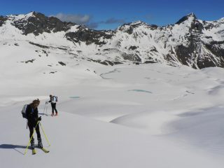 Enrica e Massimo nel tratto del lago Miserin