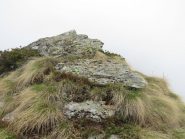 In cima nella nebbia