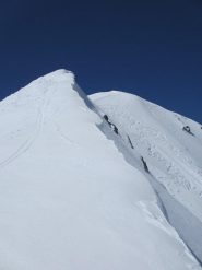 La cima dalla cresta est