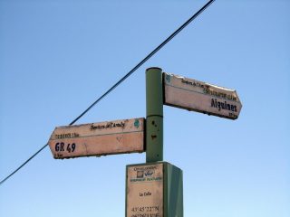 Indicazioni del sentiero per Aiguines