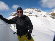 In vetta -  alle spalle il Salza