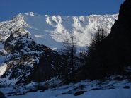 versante nord di Cima Clausi. L'itinerario passa sulla sinistra