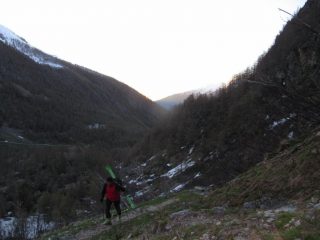 portage fino alla Croce del Soldato (2050 m)