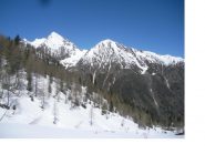 Il Laroussa e il M.Saletta..dal vallone della Sauma..