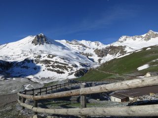 Vista itinerario dal colle del Preitr