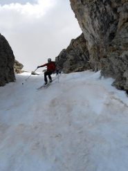 Discesa nel canalino a sx. di quello di salita al Fenestrelle