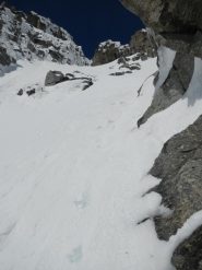 molta neve appesa