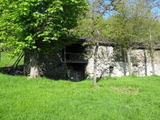 la seconda baita, superatala, attenzione al sentiero