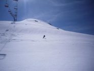 discesa  sui ripidi pendii in neve intonsa e ben trasformata(5 stelle)