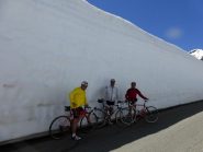 la foto con il muro bianco