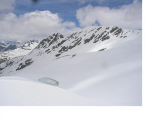 Il laghetto glaciale..alle spalle le Ouille de Trieves gli fanno da guardia..