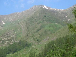 Il Mont Giavin dal sentiero di salita