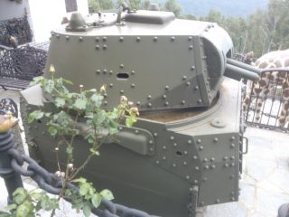 La torretta di un carro M11 del 1939: ecco cosa si può vedere salendo a Santa Elisabetta!