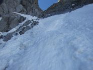 nella prima parte del couloir, che inizia a stringersi..