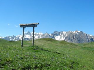 Il Lago di Fontana Fredda e il Pic de Rochebrune