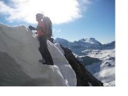 Franco in uscita dalla cornice..