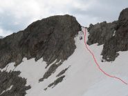 dal Passo dei Ghiacciai, verso est si scorge il passaggio per la valletta che adduce alla base della Maledia