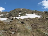 Cima La Rubbia vista dai pressi dei ruderi q. 2270, la punta è a dx, il colle a sx