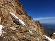 Si arrampica!!traverisino per raggiungere il passo dei ghiacciai