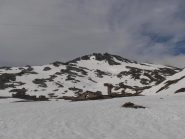 06 - arrivo alle caserme nel pianoro sotto la cima