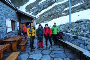 pronti alla partenza dalla Capanna Adula UTOE (30-6-2013)