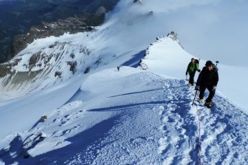 Mary e Andrea nella parte finale della cresta NO (30-6-2013)