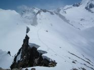 La cresta tra le due cime con le cornici