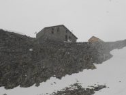 bella nevicata sotto il rif..