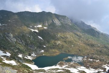 panorama sul sottostante Lago Chiletto