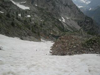 qui abbiamo scelto il nevaio per tornare al lago...