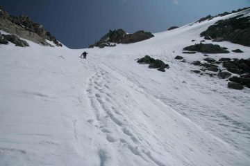 Carlo in discesa, prima dell'imbuto...la neve perfetta è a sx