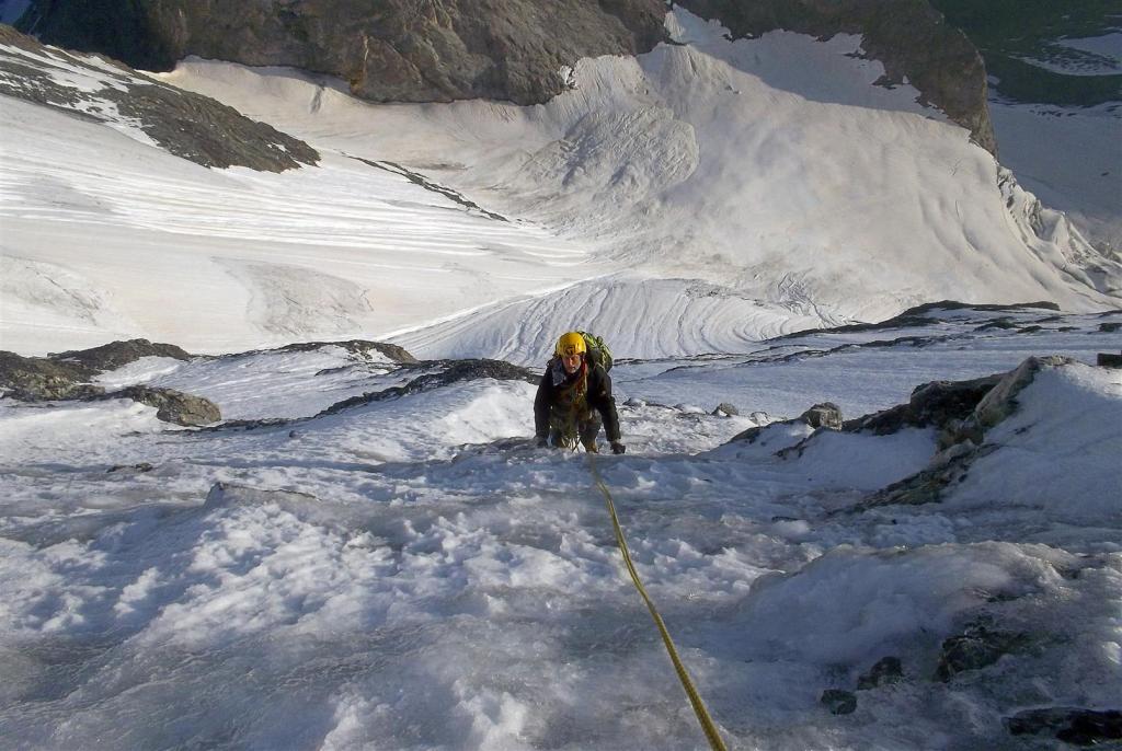 Poco ghiaccio a metà parete 