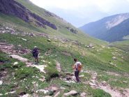 nel vallone di chesére verso il sentiero del ritorno