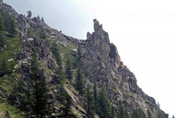 Monolito per rocciatori (Ciapei di Prafiorito) ?