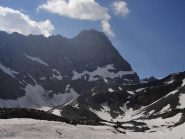 La Bessanese, a destra di profilo lo Spigolo Murari