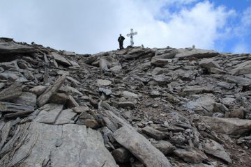 Davide appena arrivato in cima