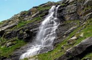 Una delle tante cascate della zona