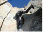 Franco..gia' oltre il passo di IV..in spaccata  solo pochi metri sotto la vetta..