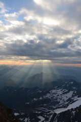 L'alba dalla cresta