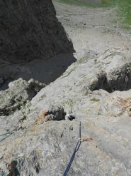 Sugli splendidi muri della parte alta della via...